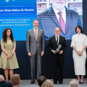 Ceremonia entrega premio Nacional de Investigación 2024